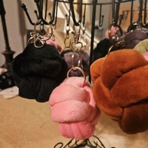 Fidget Knot Keychains
