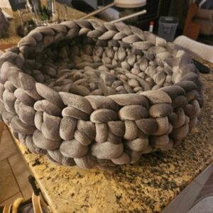 Pet Beds - Tube Yarn