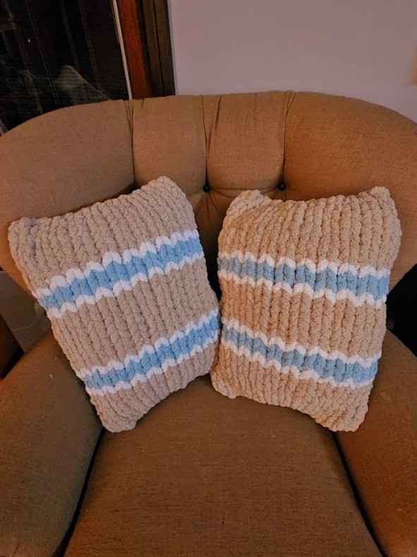Chunky Chenille Yarn Pillows - Image 2